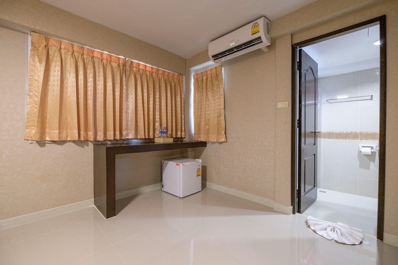 Nrc Residence Bangkok Exteriör bild