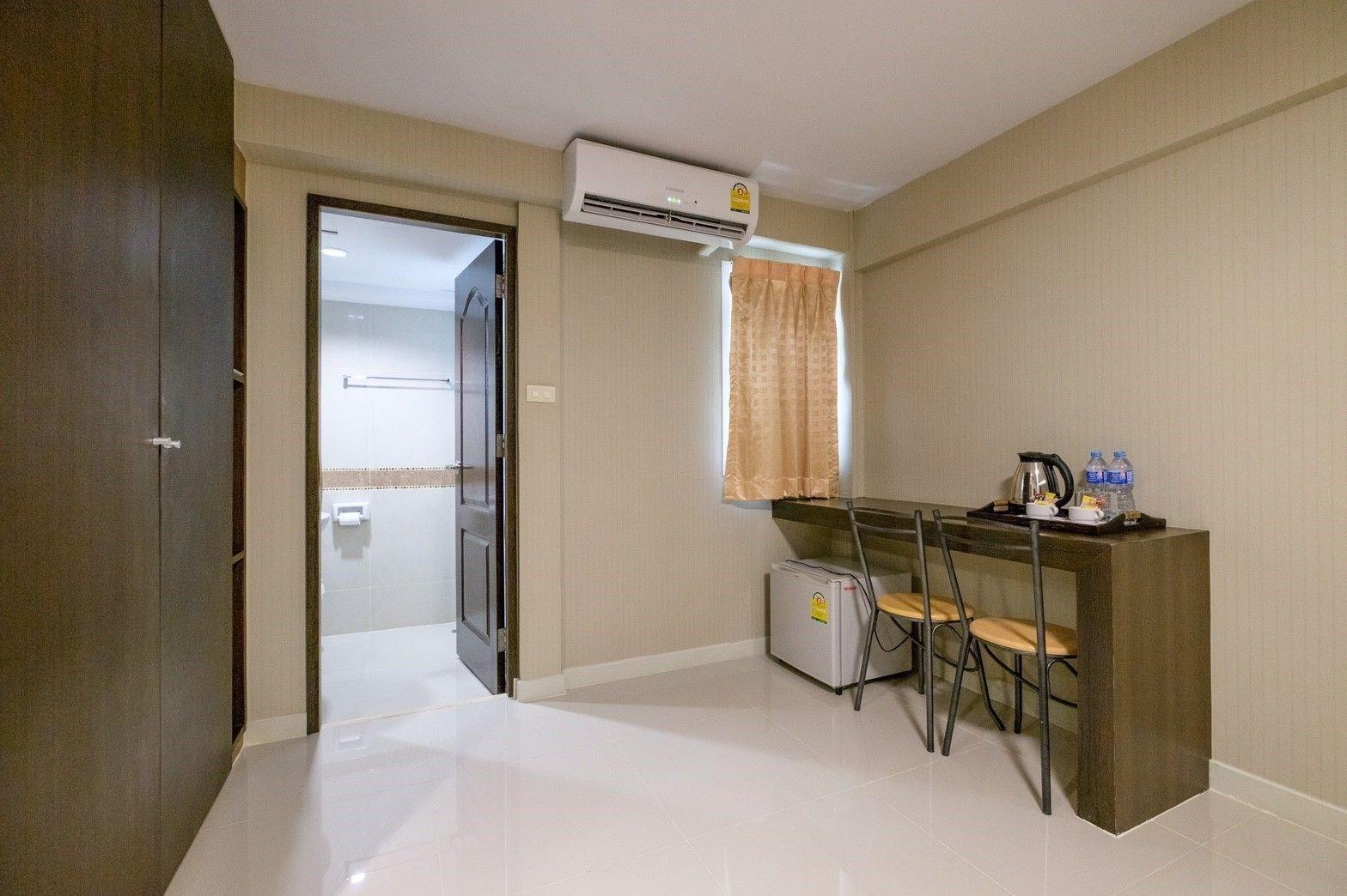 Nrc Residence Bangkok Exteriör bild