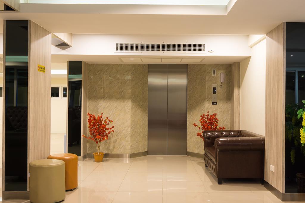 Nrc Residence Bangkok Exteriör bild